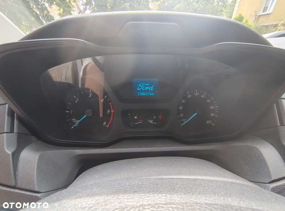 Ford Transit - 6