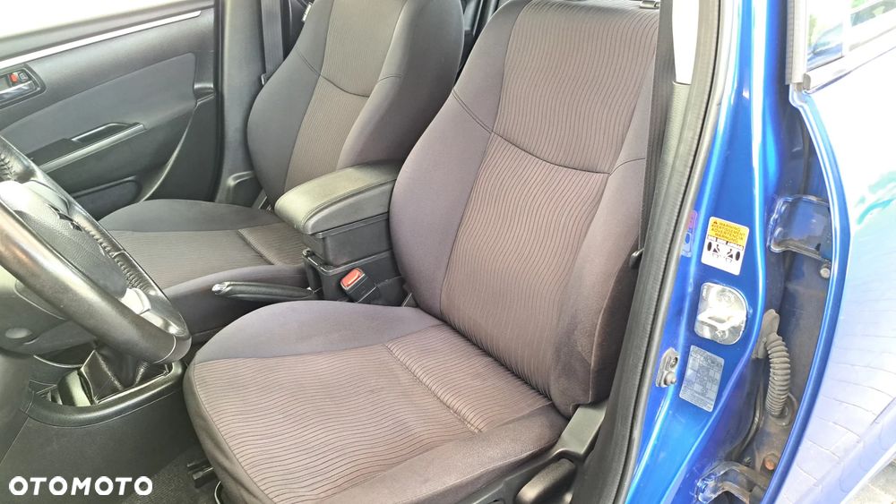Suzuki Swift 1.3 4x4 Comfort - 9