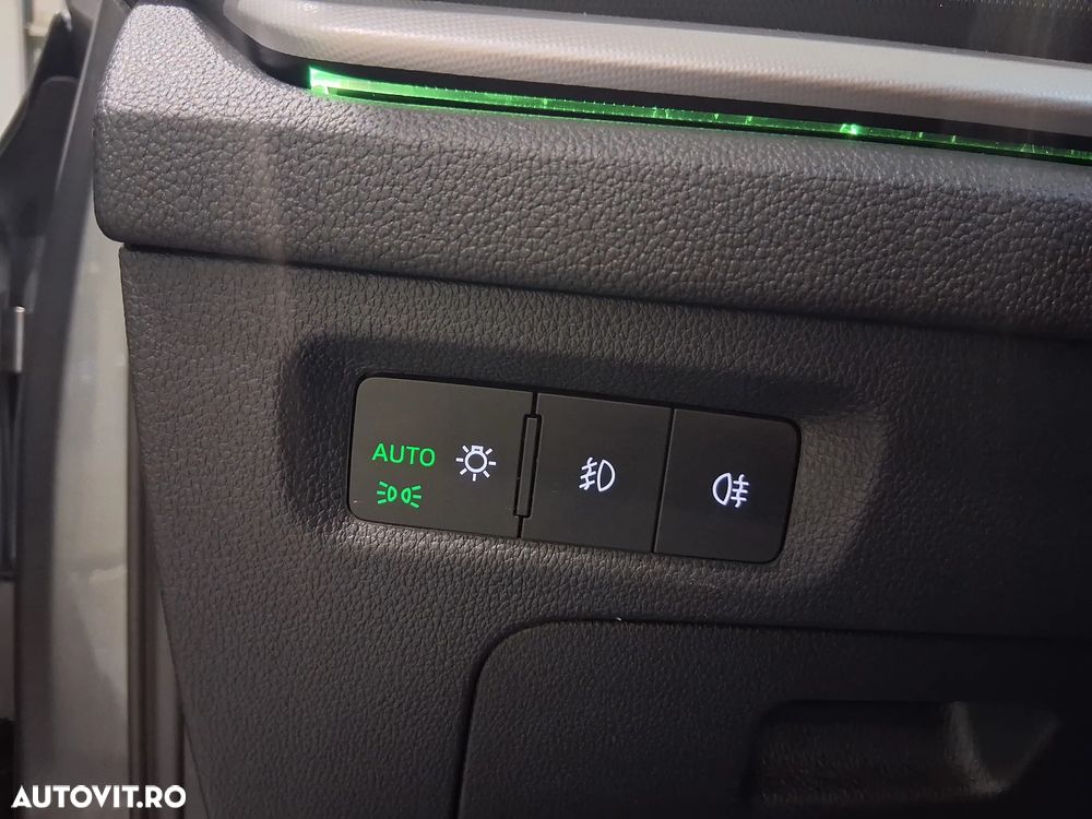 Skoda Octavia 2.0 TDI DSG Ambition - 17