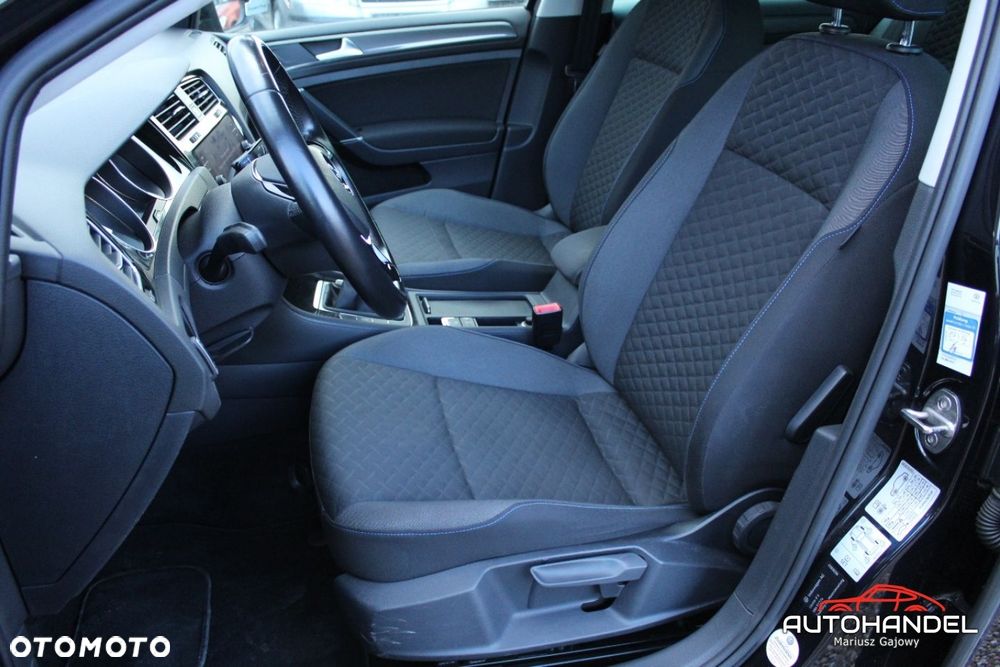 Volkswagen Golf - 7
