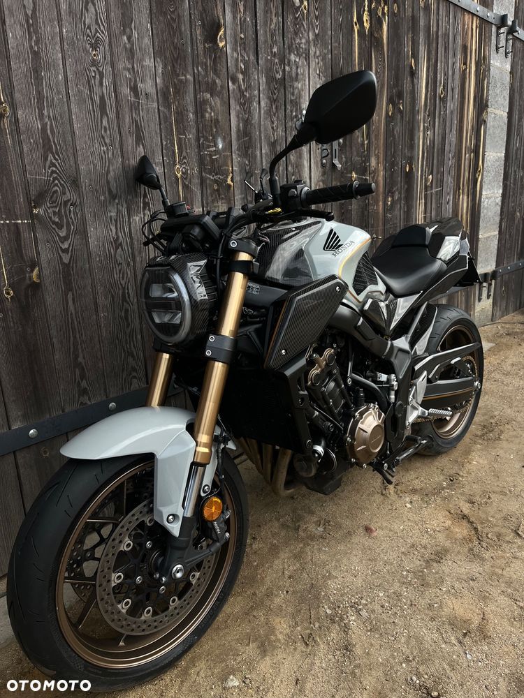 Honda CB - 4