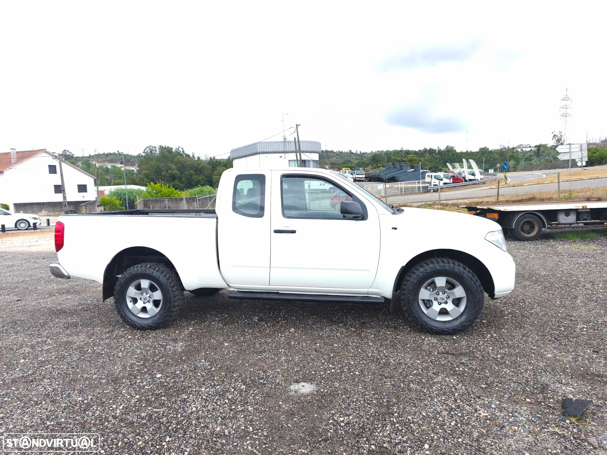 Nissan Navara - 2