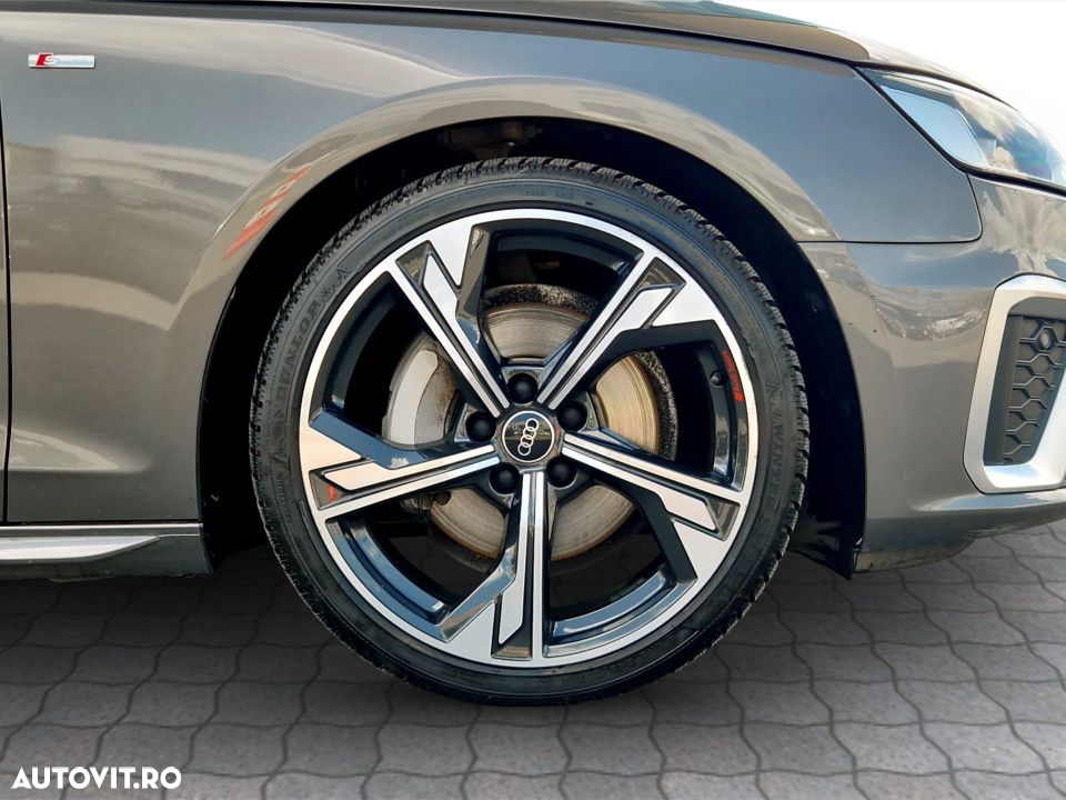 Audi A4 Avant 2.0 40 TDI S tronic MHEV S Line - 12