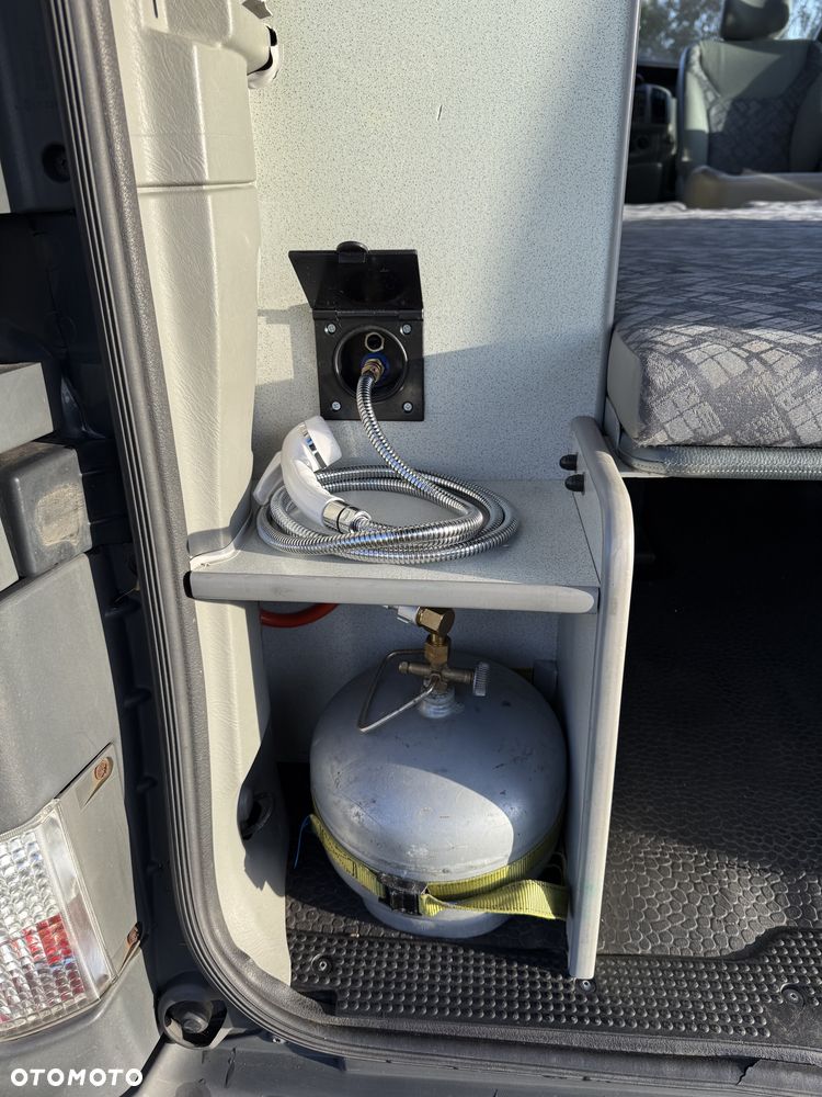 Opel Vivaro Camper (jak California, Marco Polo, Westalia) - 18