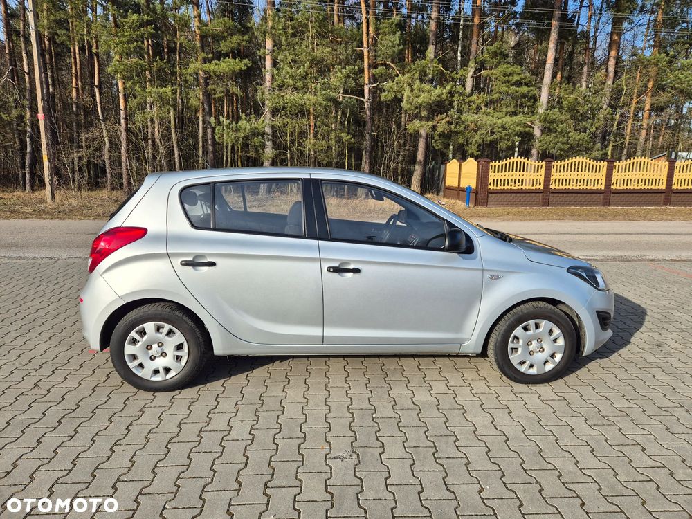 Hyundai i20 1.2 - 7