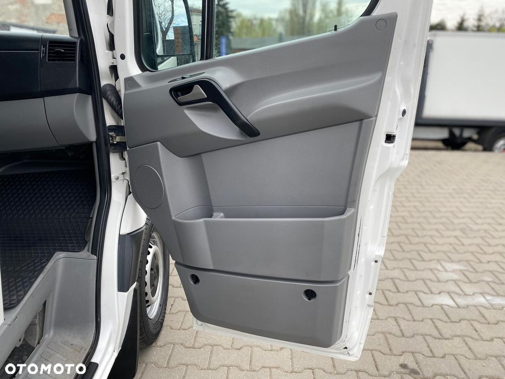 Volkswagen CRAFTER - 17