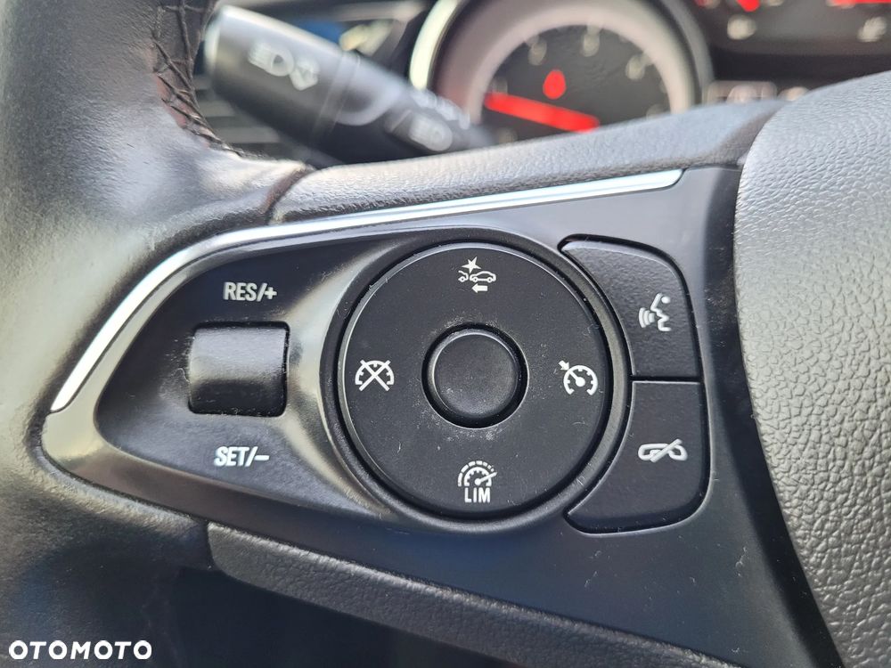 Opel Insignia 1.6 CDTI Innovation S&S Eco - 38