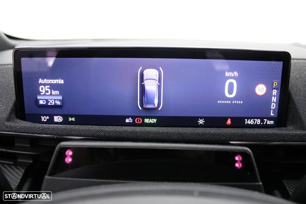 Ford Mustang Mach-E Alargada AWD - 17