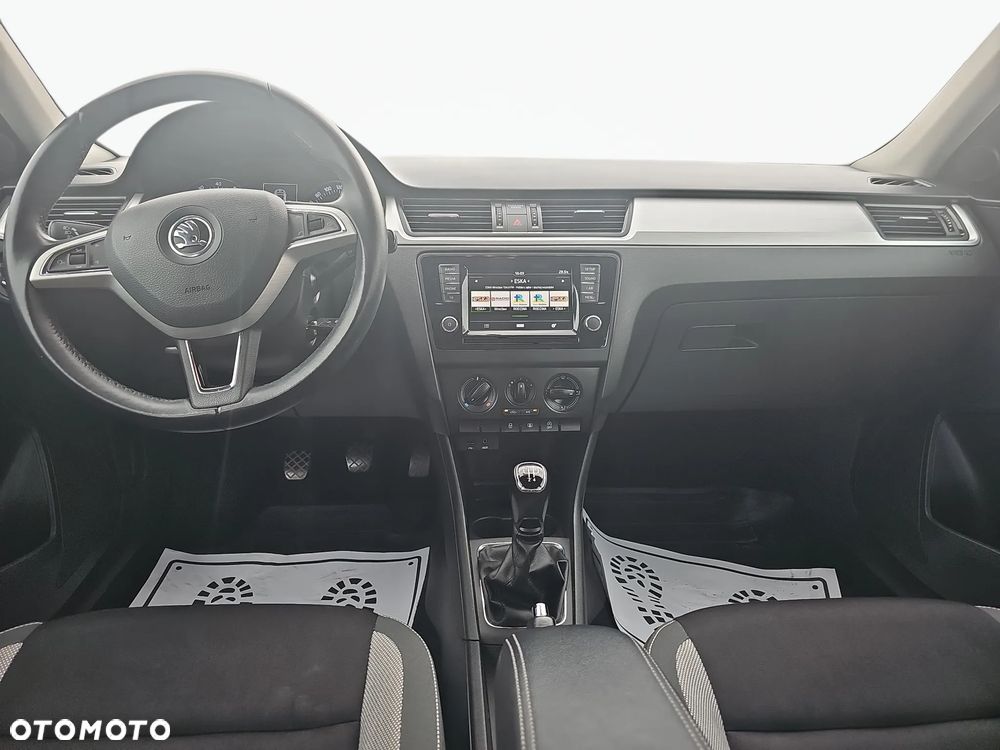 Skoda RAPID - 19