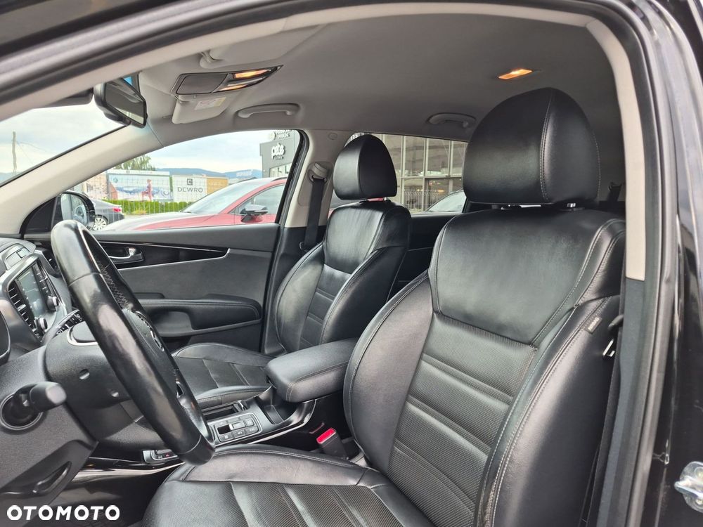 Kia Sorento - 11