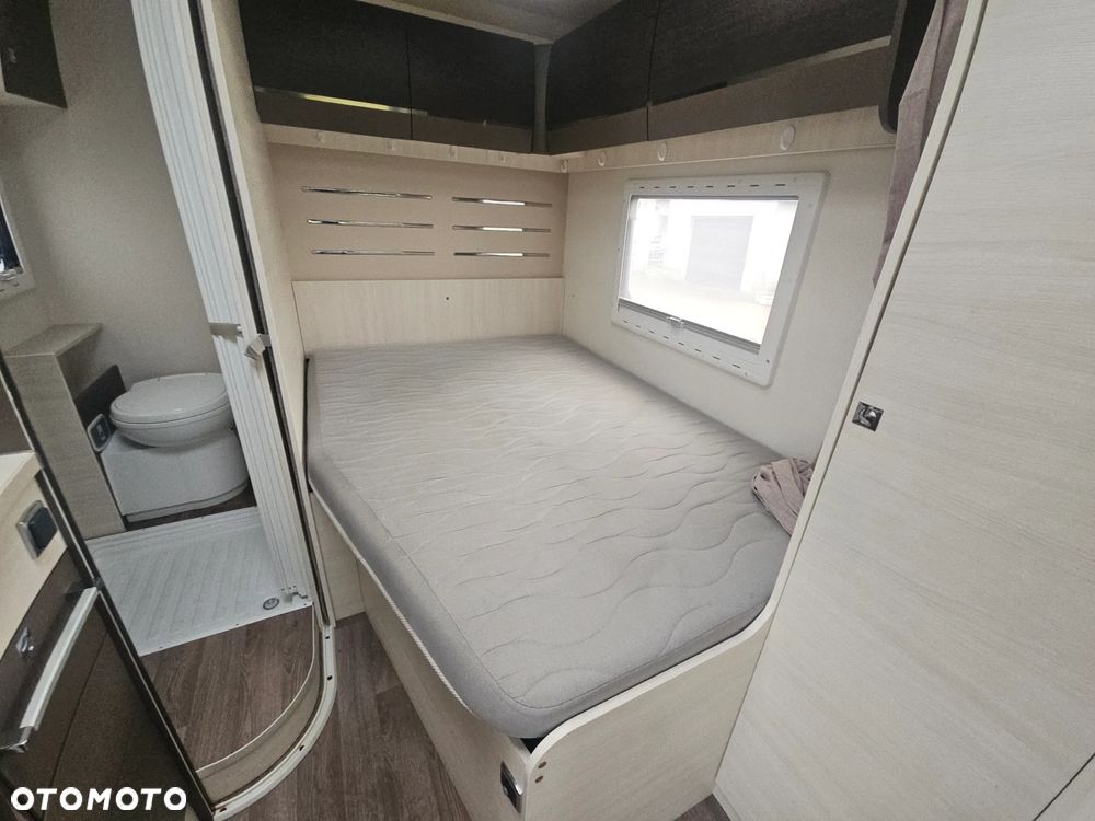 Ford challenger - 16