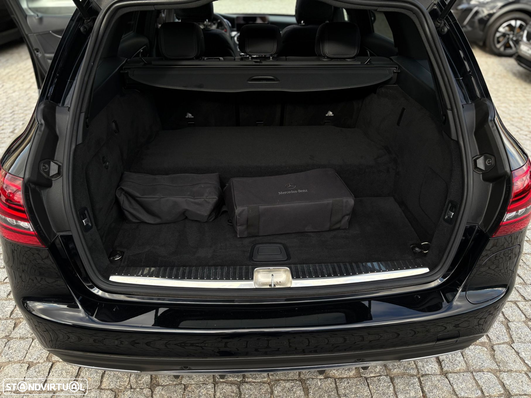 Mercedes-Benz C 300 de AMG Line - 53