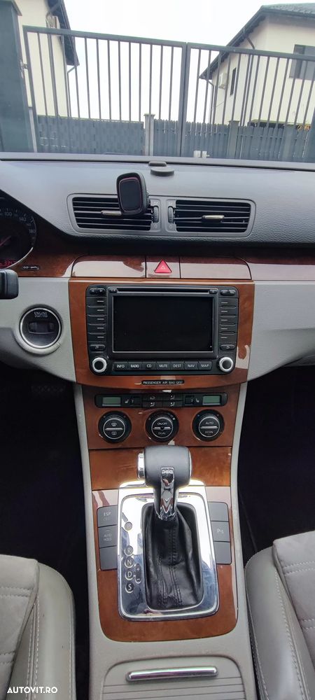 Volkswagen Passat 2.0TDI Highline DPF DSG - 20