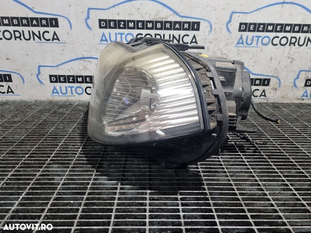 Far Stanga BMW X3 E83 2006 - 2010 SUV 5 Usi (1252) Fara xenon - 3