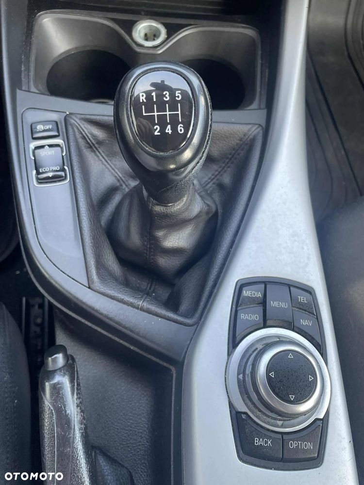 BMW Seria 1 - 19