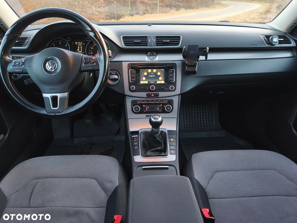 Volkswagen Passat 2.0 TDI Highline - 5