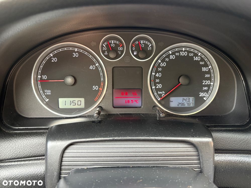 Volkswagen Passat 1.9 TDI Basis - 8