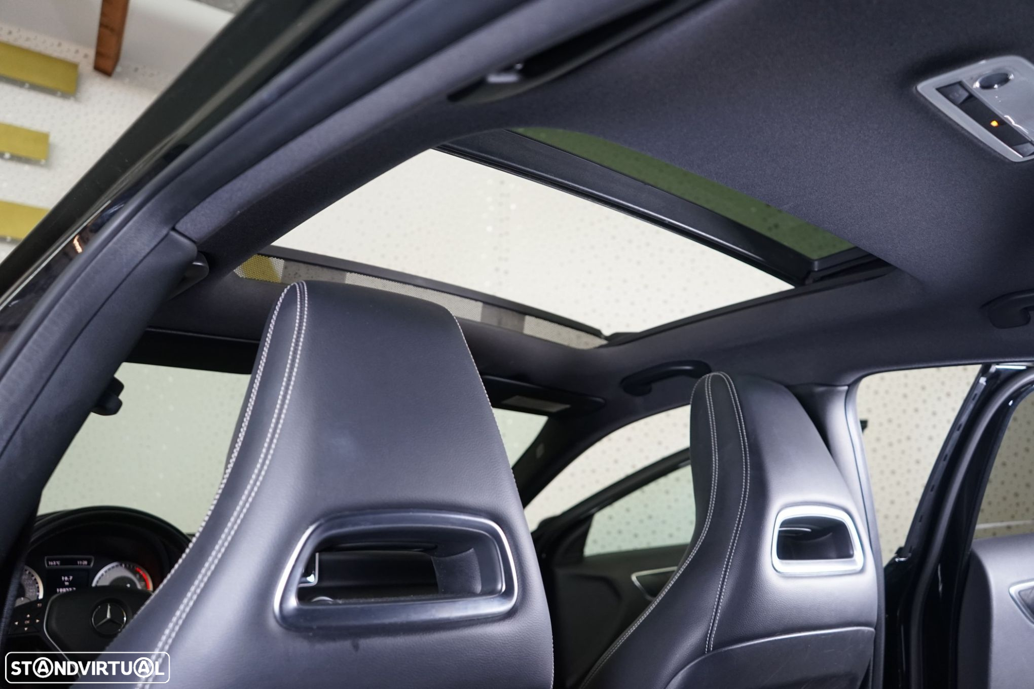 Mercedes-Benz A 180 CDI AMG Line - 40