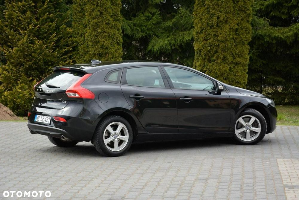 Volvo V40 D3 Geartronic Momentum - 13