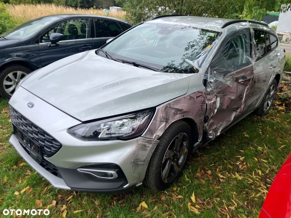 Ford Focus 1.5 EcoBlue Active Business - 4