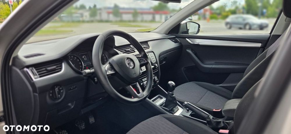 Skoda Octavia 1.6 TDI Green tec Edition - 31