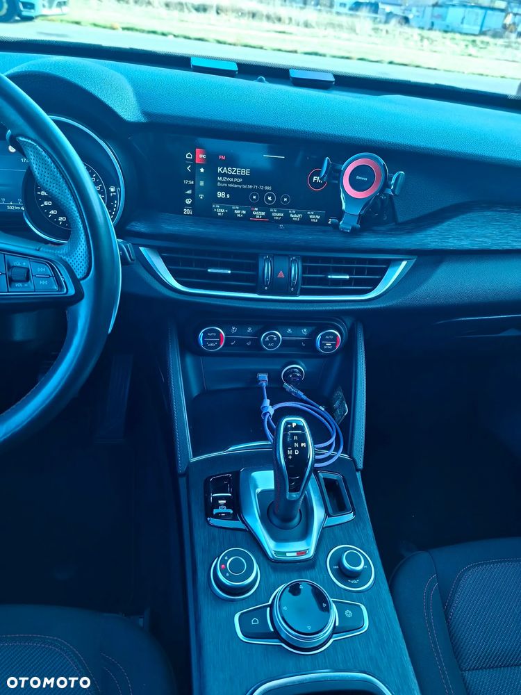 Alfa Romeo Stelvio 2.0 Turbo Super Q4 - 21