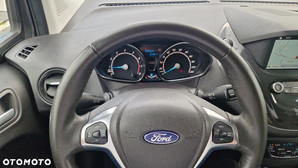 Ford Tourneo Courier 1.0 EcoBoost S&S Titanium - 15