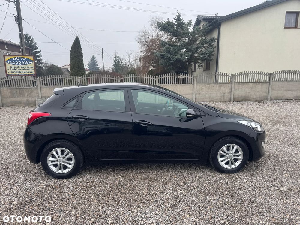 Hyundai i30 1.4 Trend - 6