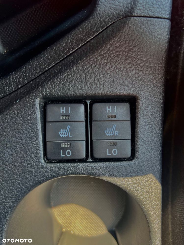 Toyota Auris - 14