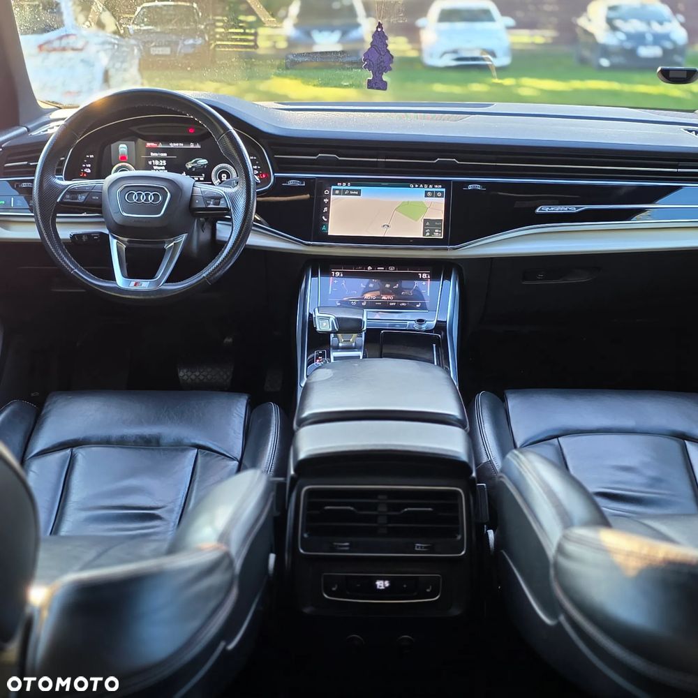 Audi Q7 55 TFSI e quattro tiptronic S line - 28