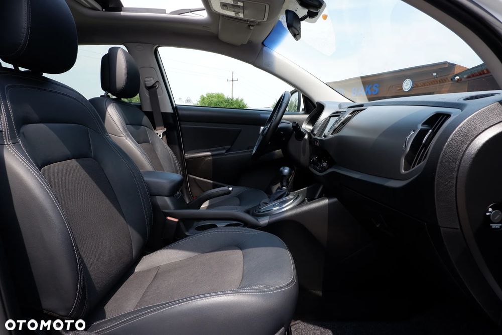 Kia Sportage 2.0 CRDI XL AWD - 9