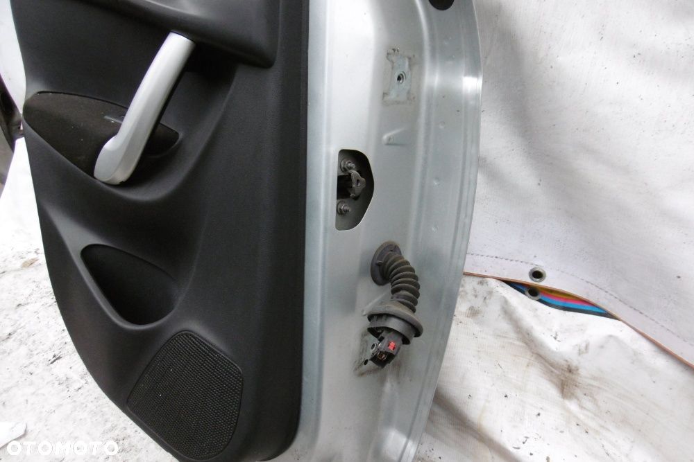 Drzwi tył lewe Citroen C3 - 6