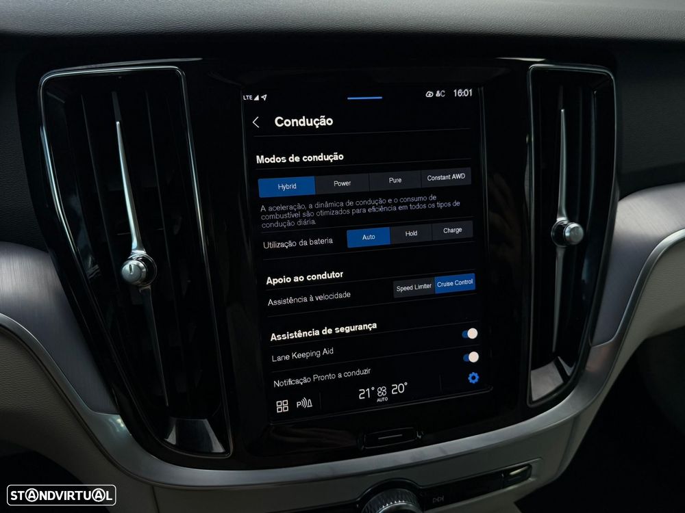 Volvo V60 2.0 T6 AWD TE Essential - 44