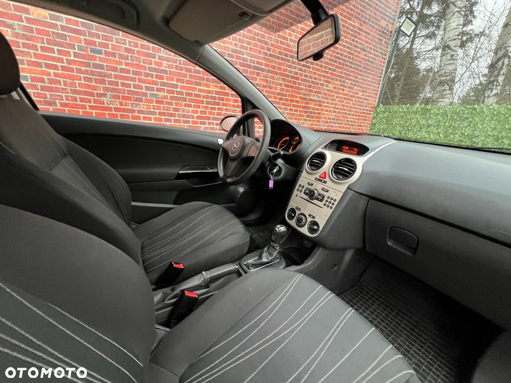 Opel Corsa 1.4 16V Enjoy - 8