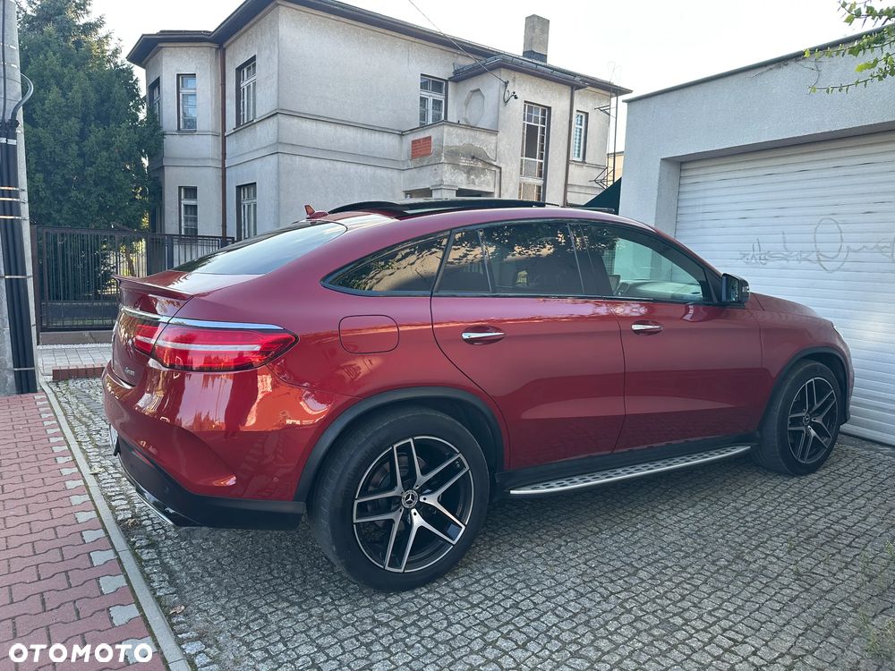 Mercedes-Benz GLE - 23