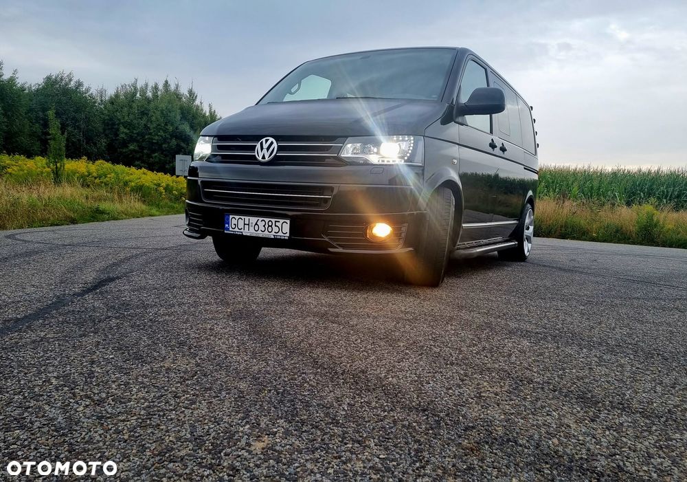 Volkswagen Multivan - 7