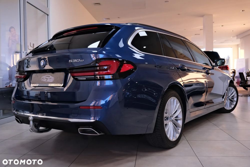 BMW Seria 5 530e PHEV M Sport - 10