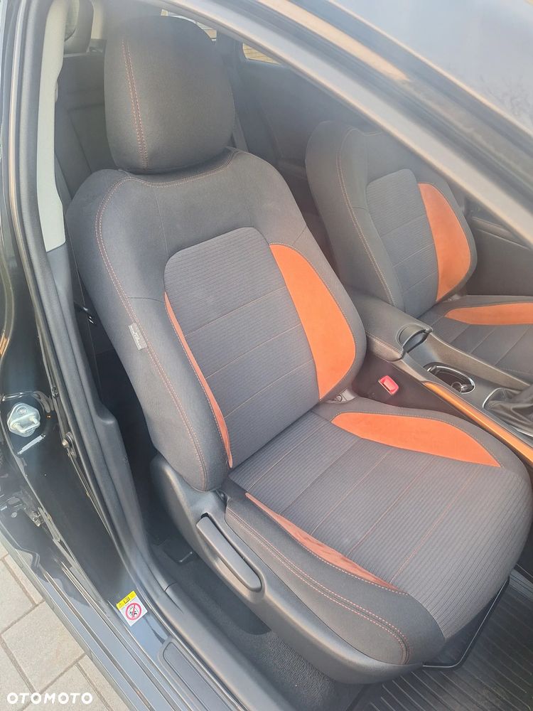 Toyota Avensis 2.0 D-4D Active Business - 9