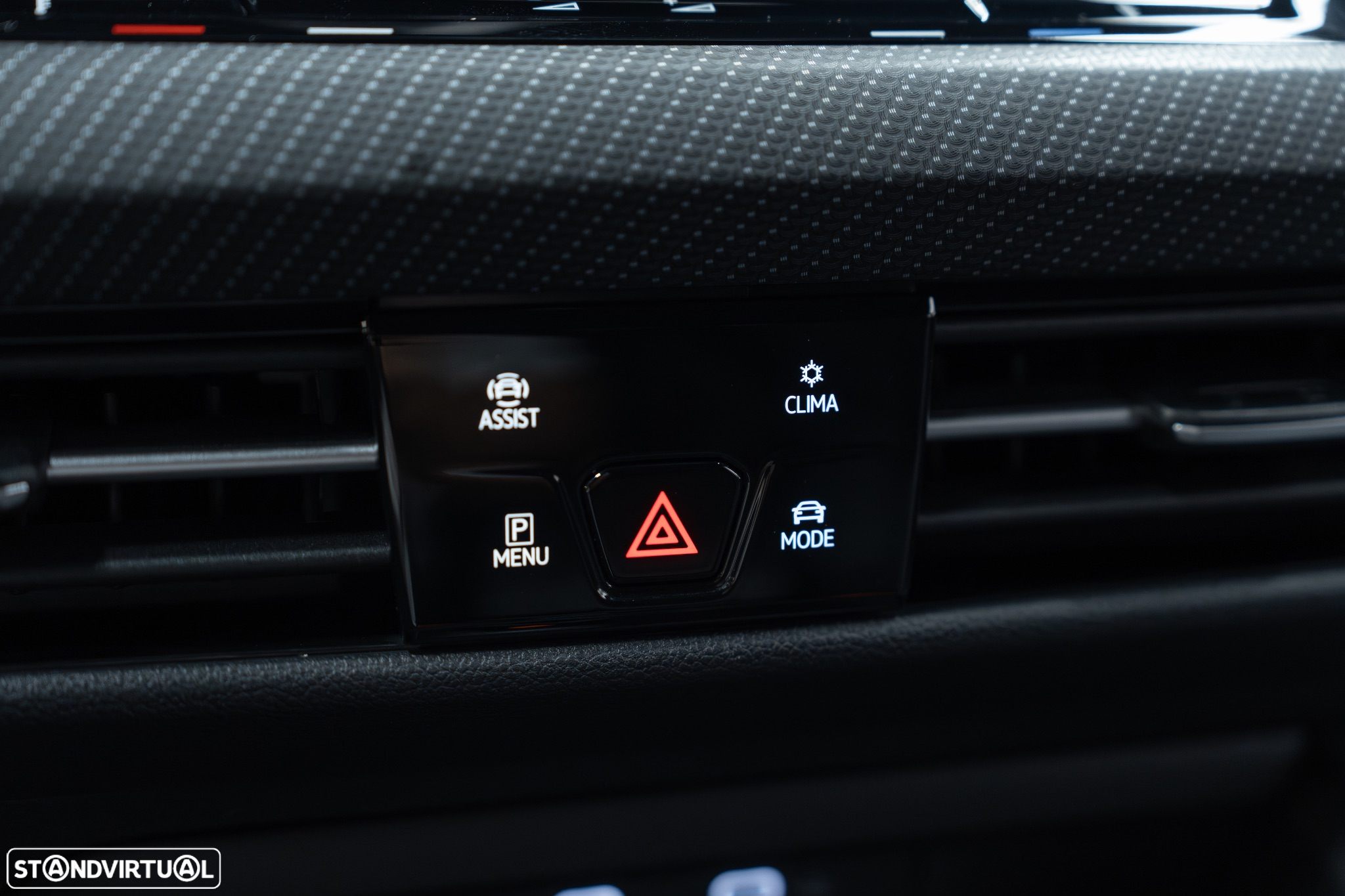 VW Golf 2.0 TSI R DSG - 48