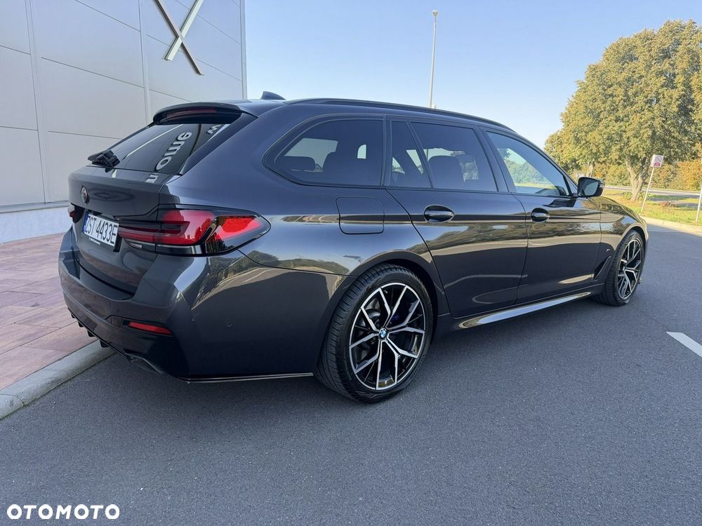 BMW Seria 5 520d xDrive mHEV M Sport sport - 4