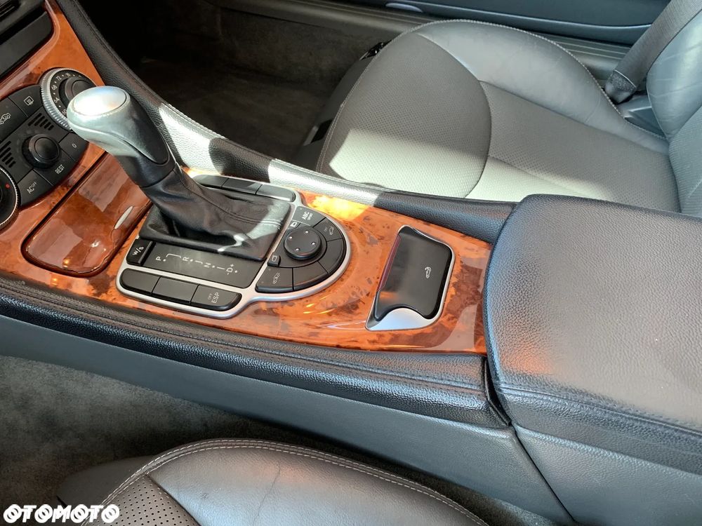 Mercedes-Benz SL 500 - 12