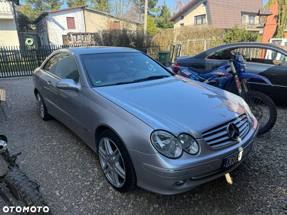 Mercedes-Benz CLK - 7