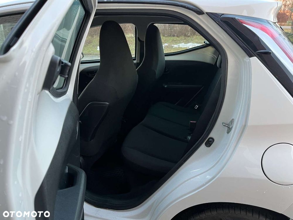 Toyota Aygo 1.0 VVT-i Sprint EU6 - 18