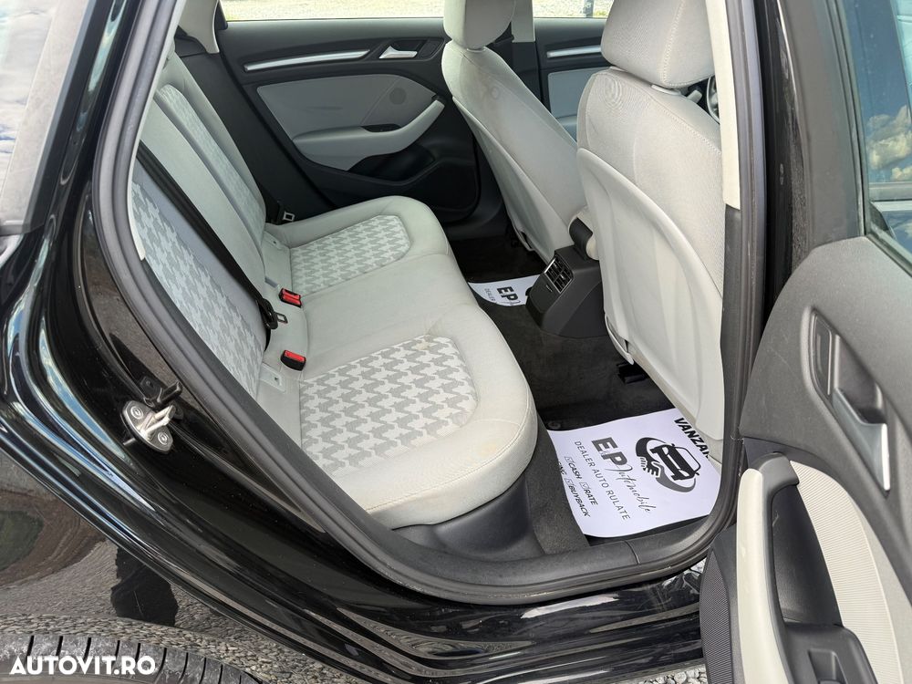 Audi A3 1.6 TDI Sportback (clean diesel) Attraction - 13