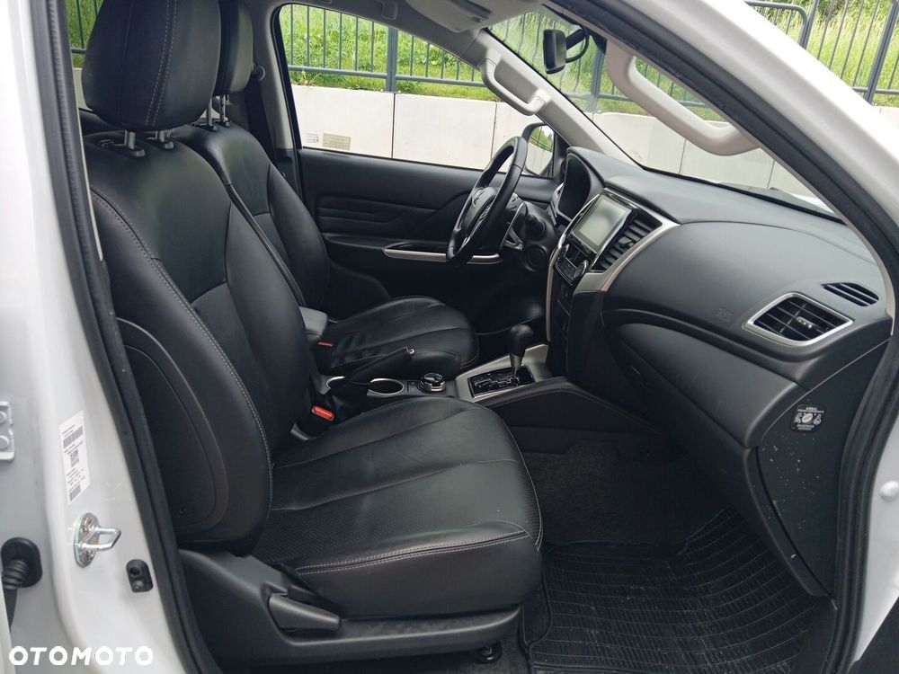 Mitsubishi L200 - 11