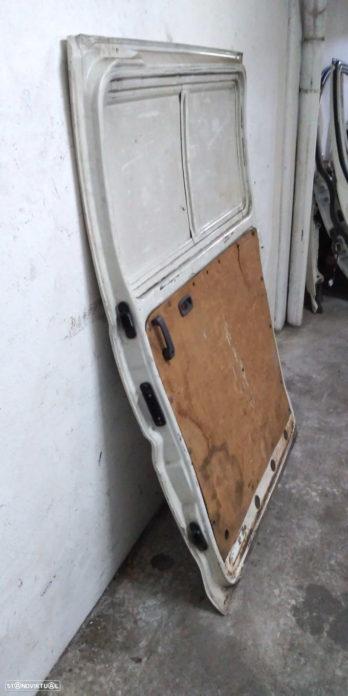 Porta Lateral Drt Mitsubishi L 400 Caixa (Pd_W, Pc_W, Pb_V, Pa_W, Pa_V - 5