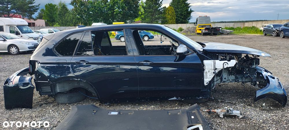 BMW X5 M50D - 5