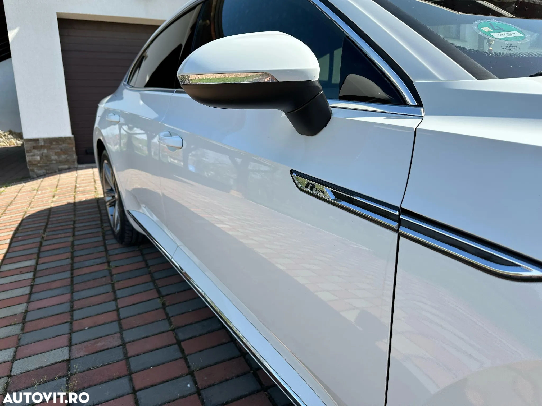Volkswagen ARTEON 2.0 TDI SCR DSG R-Line - 6