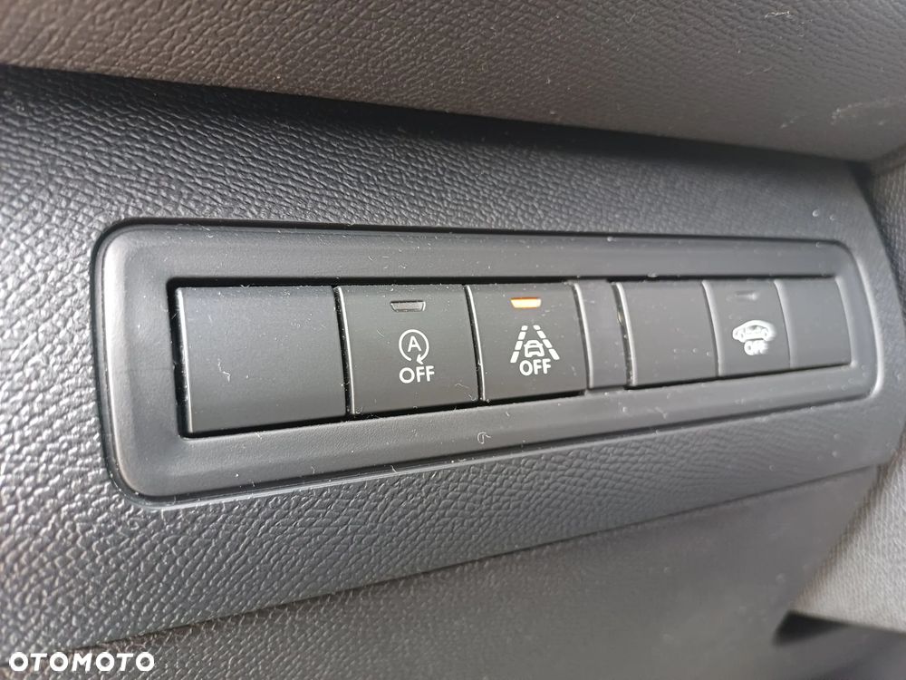 Peugeot 308 1.5 BlueHDi GT S&S EAT8 - 25