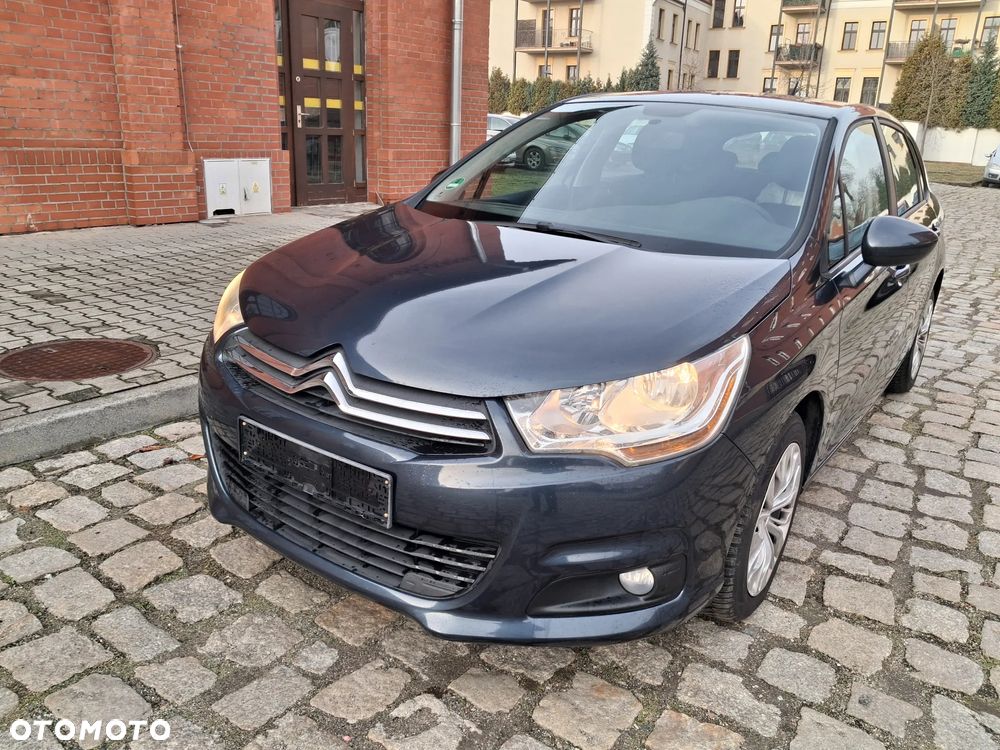 Citroën C4 HDi 90 Attraction - 1
